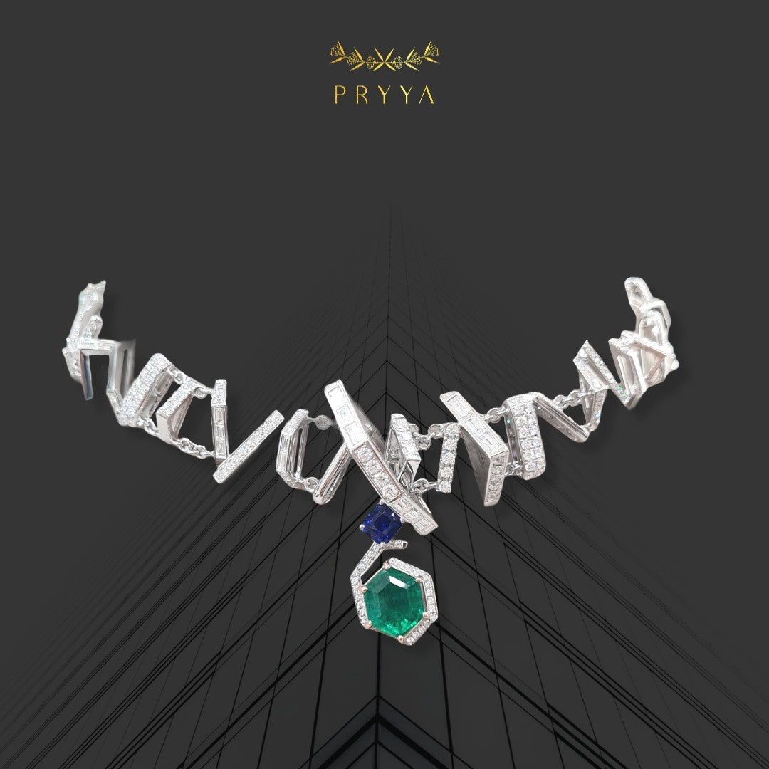 The Heroine Necklace