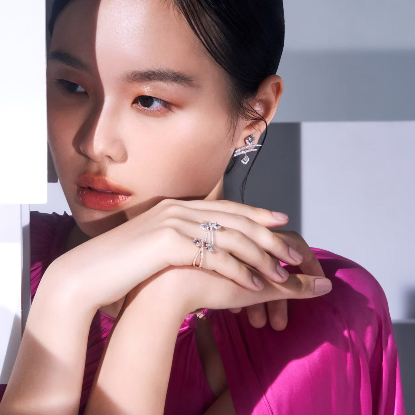 The Swan Ring